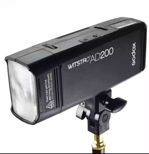 GODOX AD200 HIGH SPEED TTL/ POCKET FLASH AND MODELING KIT + X1T TRIGGER