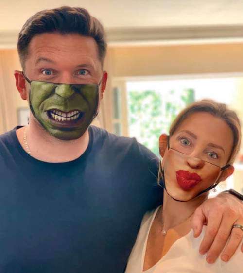 FACE MASKS by CONQUERONA