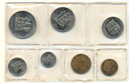 1983 UNC SOUTH AFRICAN COIN SET IN PLASTIC COVER