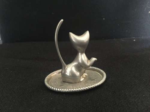 Silver plated cat ring holder