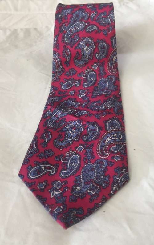 LYONI Paisley Print Silk Tie