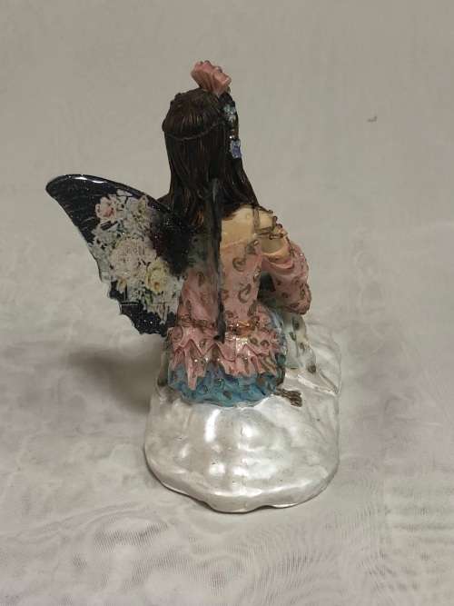 Fairy - Fairy sitting- Polyresin fairy with beautiful resin wings