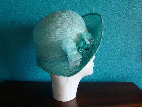 Vintage turquoise hat