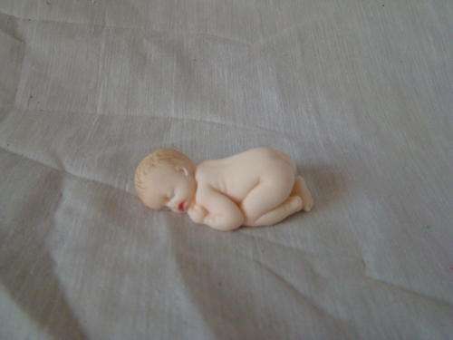 Edible Newborn baby cake decoration