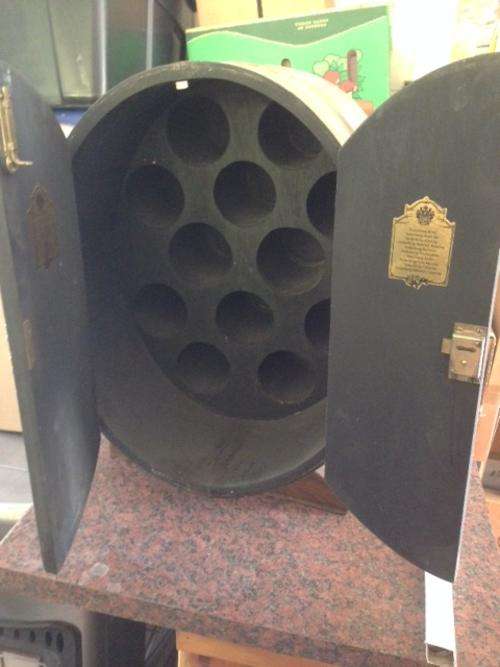 Collectable wine cabinet
