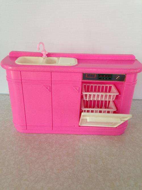 Mattel Barbie kitchen unit 1990 washbasin