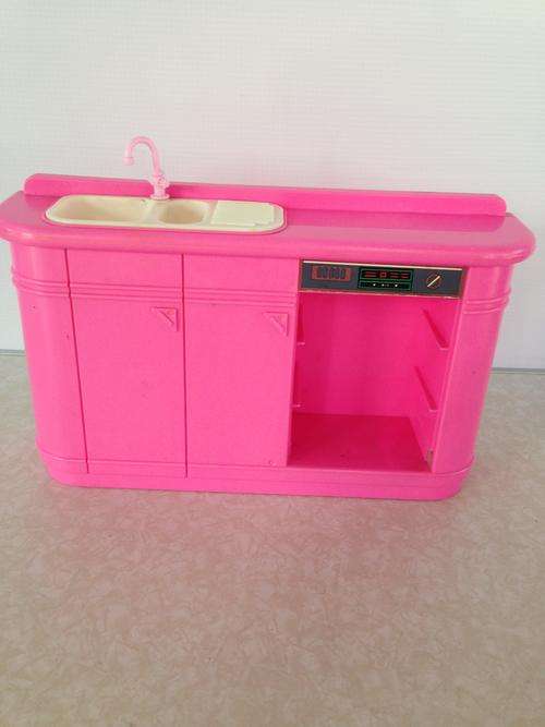 Mattel Barbie kitchen unit 1990 washbasin