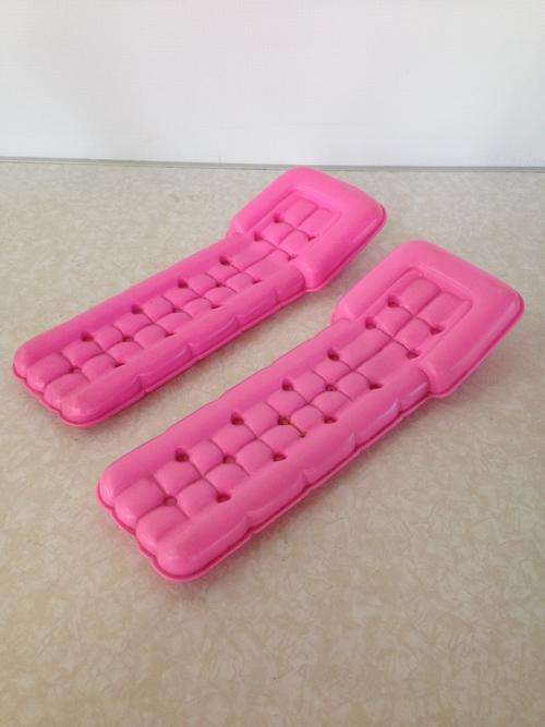 2 Mattel Barbie swimming pool loungers 1991
