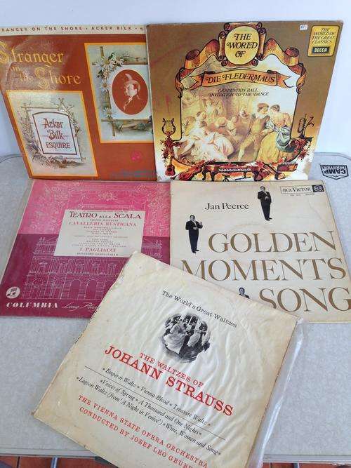 5 mixed international records /lp's