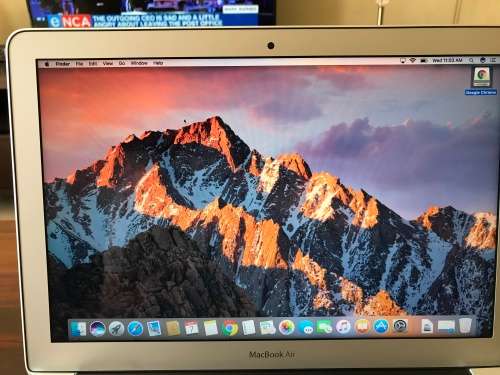 Macbook Air 13" 2017 Model