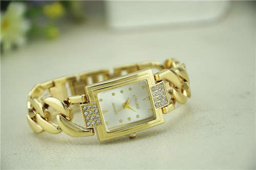 Fashion Luxurious Women's Watch
