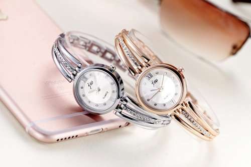 Fashion Luxurious Women's Watch