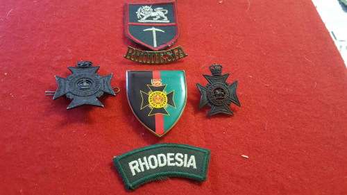 RHODESIA; ASSORTED RHODESIAN ARMY BADGES