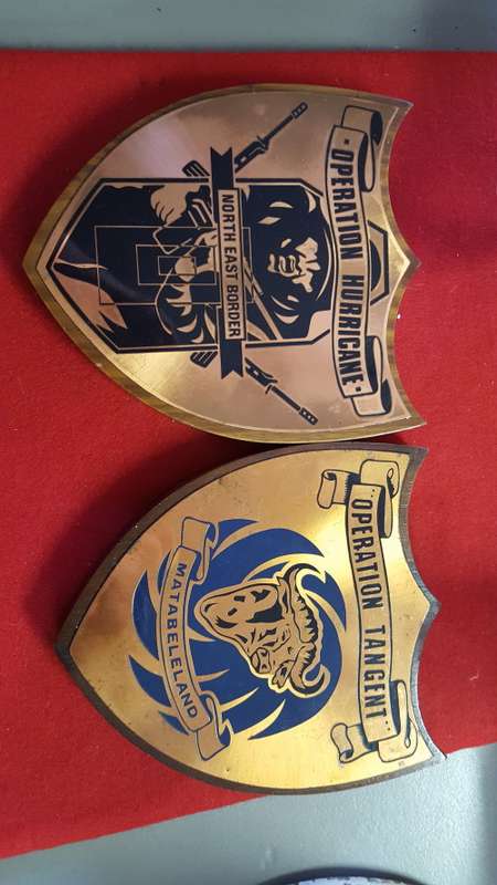 RHODESIA; OPERATIONAL PLAQUES TANGENT AND HURRICANE
