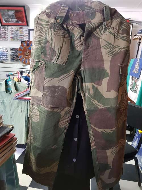 RHODESIA   ; COMBAT TROUSERS