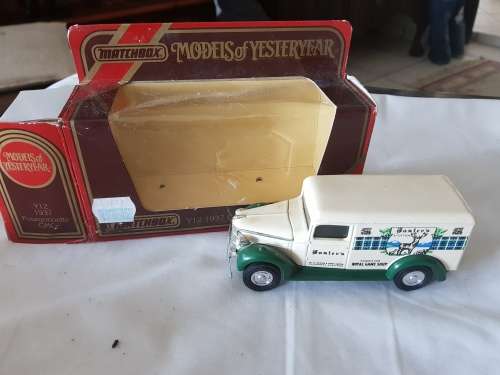 MATCHBOX MODELS OF YESTERYEAR Y12 1937 GMC VAN  1/43 SCALE