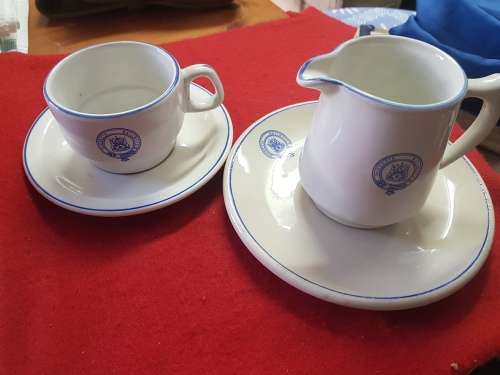 RHODESIA; RHODESIAN RAILWAYS TEA CUP AND SAUCER, MILK JUG AND SIDE PLATE ALL WITH RR BADGE