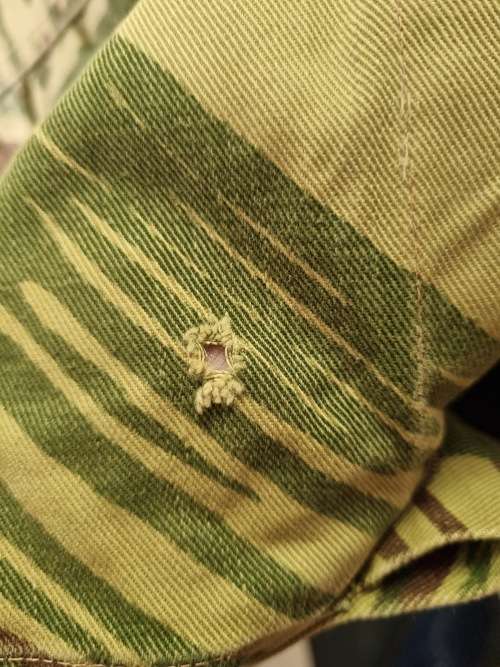 RHODESIA, CAMO JACKET SIZE 2  ARMPIT TO ARMPIT 560 MM  LENGTH 700 MM.