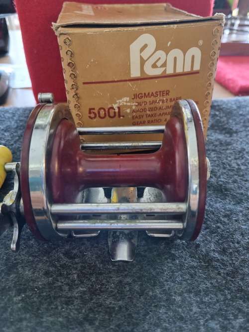 FISHING, PENN 500L JIGMASTER REEL GOOD CONDITION