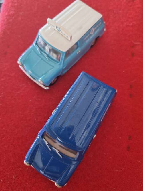 models corgi 1/43 scale no boxes mini vans two