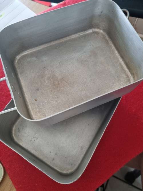 RHODESIA, BSAP SUPPORT UNIT/PATU MESS TINS (2)