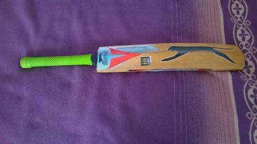 Slazenger bat value /R1800