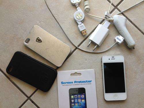IPhone 4s 16gb Plus ACCESSORIES. AMAZING DEAL!! CRAZY WEDNESDAY R1noReserve, Please Read