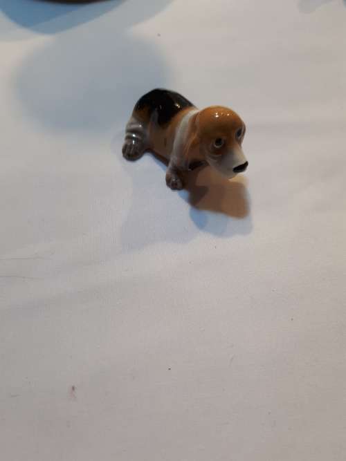 Vintage Basset Hound Mini Figurine