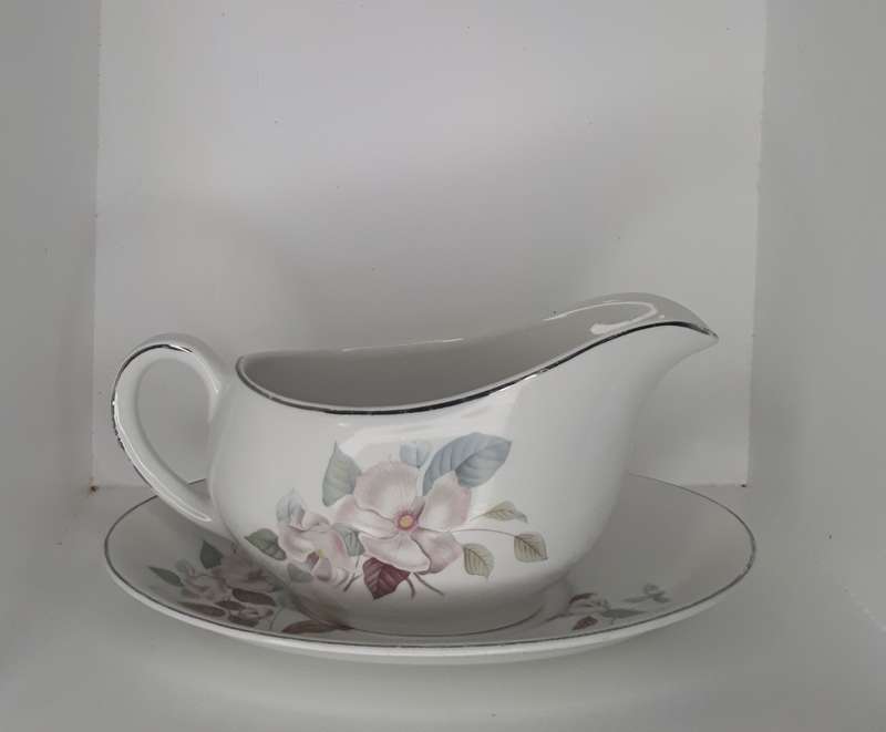 Alfred Meakin Gravy Boat, made in England