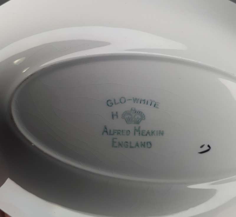 Alfred Meakin Gravy Boat, made in England