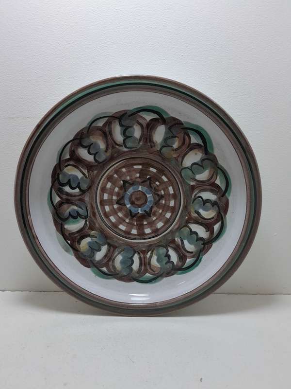 The Old Jar Pottery Plate