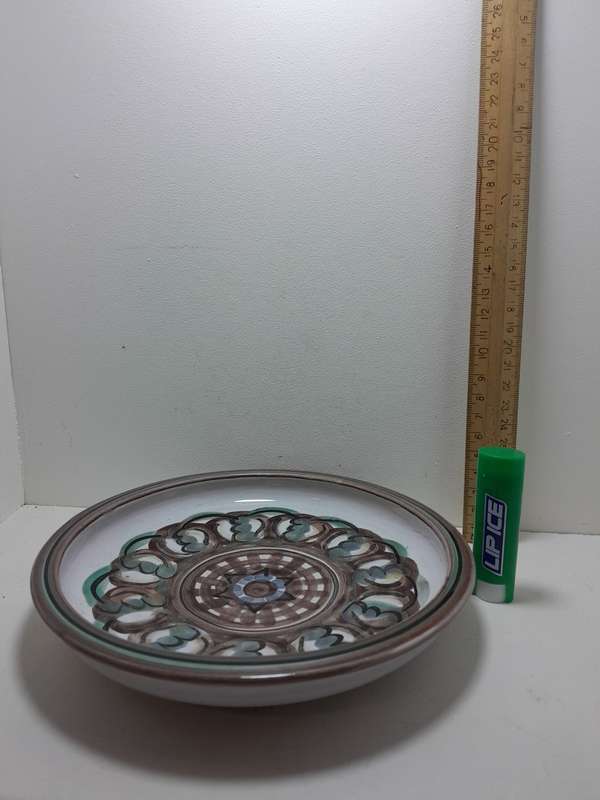 The Old Jar Pottery Plate