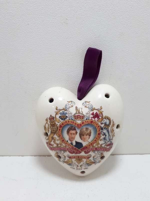 Charles and Diana Souvenir Heart