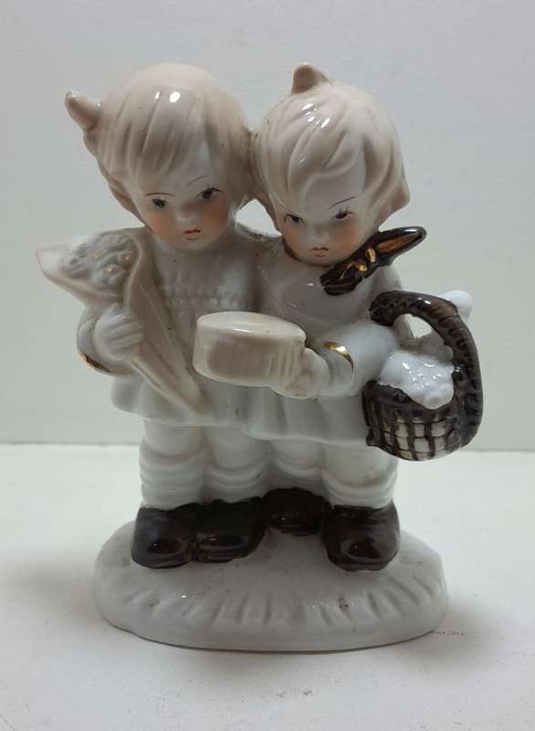 Elweco figurine of two girls