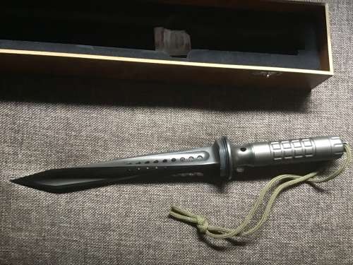 JAGDKOMMANDO, USA 010/2013 S/N B 01406