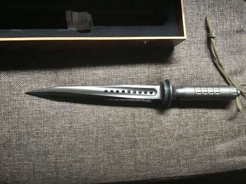 JAGDKOMMANDO, USA 010/2013 S/N B 01406