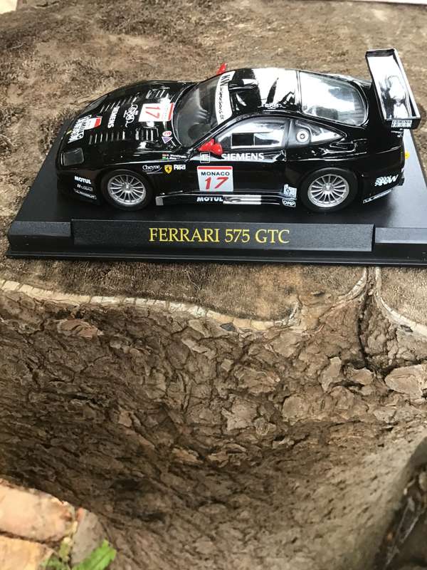 FERRARI 575 GTC SCALE: 1:43 MODEL