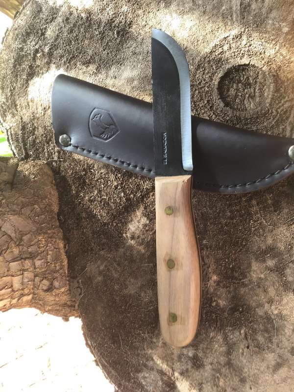 CONDOR BUSHCRAFT BASIC CAMP KNIFE 5 CARBON STEEL BLACK BLADE, HARDWOOD HANDLE, LEATHER SHEATH