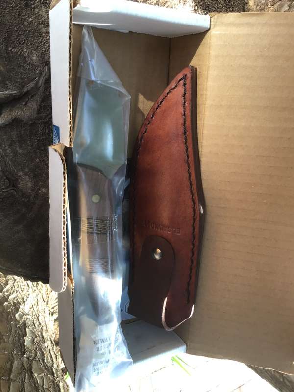 CONDOR HEADSTRONG KNIFE 4,02 1095 CARBON STEEL BLADE, WALNUT HANDLE, WELTED LEATHER SHEATH CTK2813