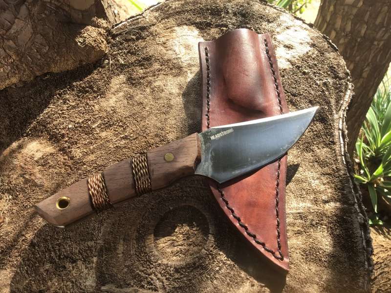 CONDOR HEADSTRONG KNIFE 4,02 1095 CARBON STEEL BLADE, WALNUT HANDLE, WELTED LEATHER SHEATH CTK2813