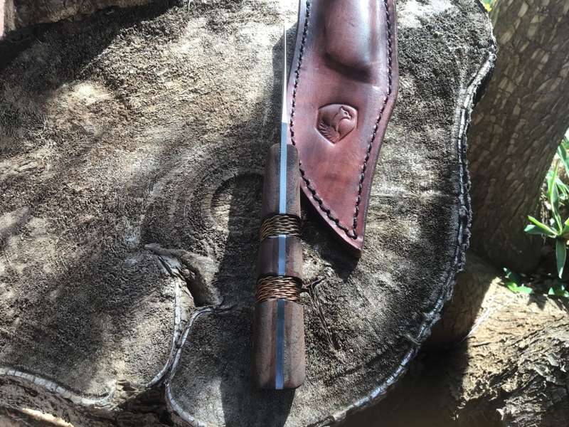 CONDOR HEADSTRONG KNIFE 4,02 1095 CARBON STEEL BLADE, WALNUT HANDLE, WELTED LEATHER SHEATH CTK2813