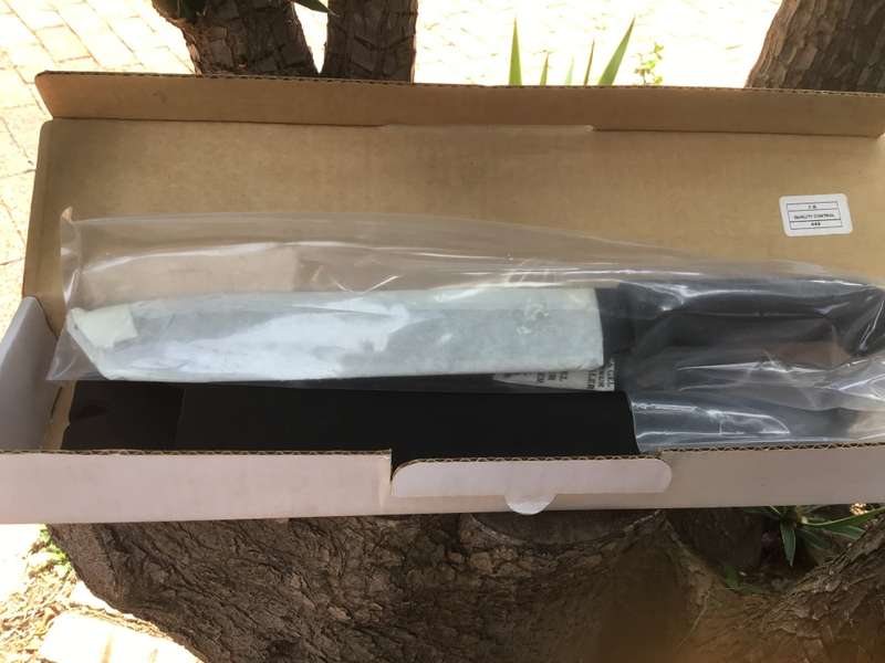 CONDOR KUMUNGA CAMP KNIFE 10-1/4 BLACK CARBON STEEL BLADE, POLYPROPYLENE HANDLE, LEATHER SHEATH