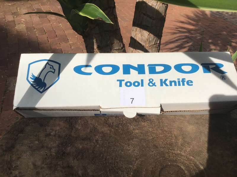 CONDOR DESERT ROMPER 4.5 CARBON STEEL BLADE, MICARTA HANDLE, LEATHER SHEATH