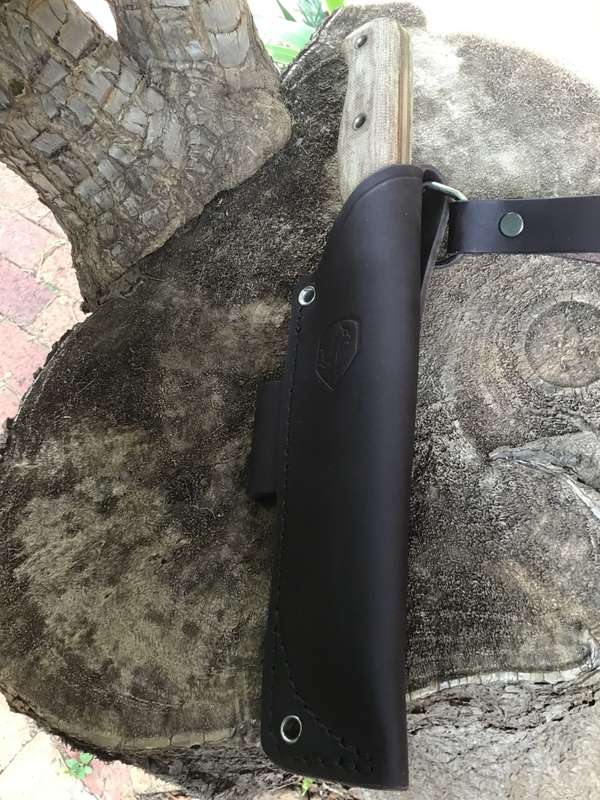 CONDOR DESERT ROMPER 4.5 CARBON STEEL BLADE, MICARTA HANDLE, LEATHER SHEATH