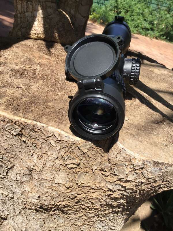 VECTOR OPTICS VEYRON 6-24x44 IR
