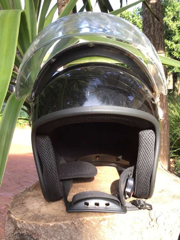MTG RIOT HELMET