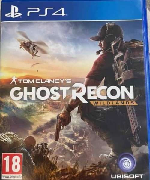 Playstation 4 Pro4, 2x controllers and disc games