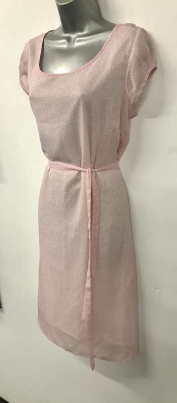 Suits 12-14 / 36-38 pretty vintage look dress by designer Poetry