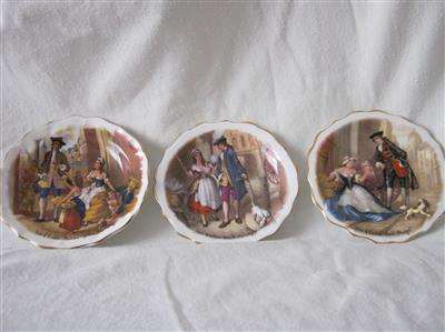 ' AGE OF ELEGANCE ' DISPLAY PLATES by SHERIDEN of ENGLAND.& ROYAL STANDARD BONE CHINA...