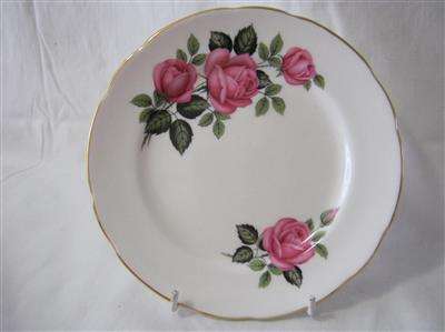 OLD ROYAL BONE CHINA  ' SIDE PLATE '... MADE IN ENGLAND...